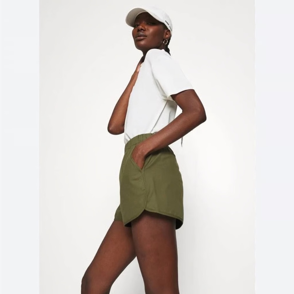Madewell Women's Desert Olive Pull-On Shorts Green Cotton Blend
